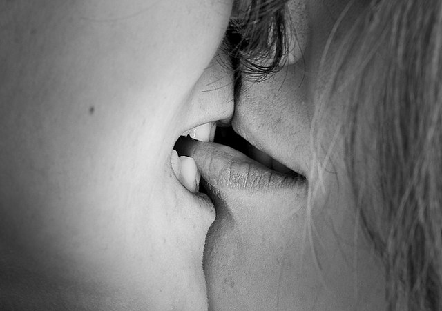 3211455675_a7b572135f_z